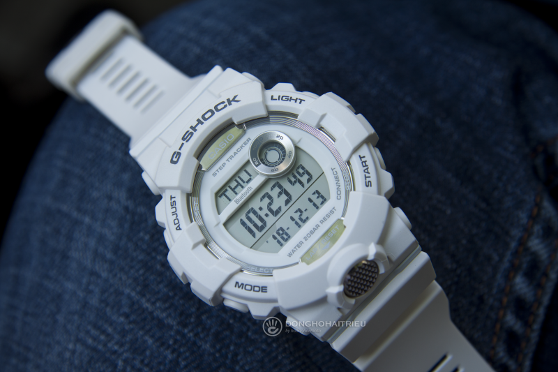 Nút Lap/Reset mới mẻ trên một chiếc đồng hồ G-Shock - GBD-800-7DR