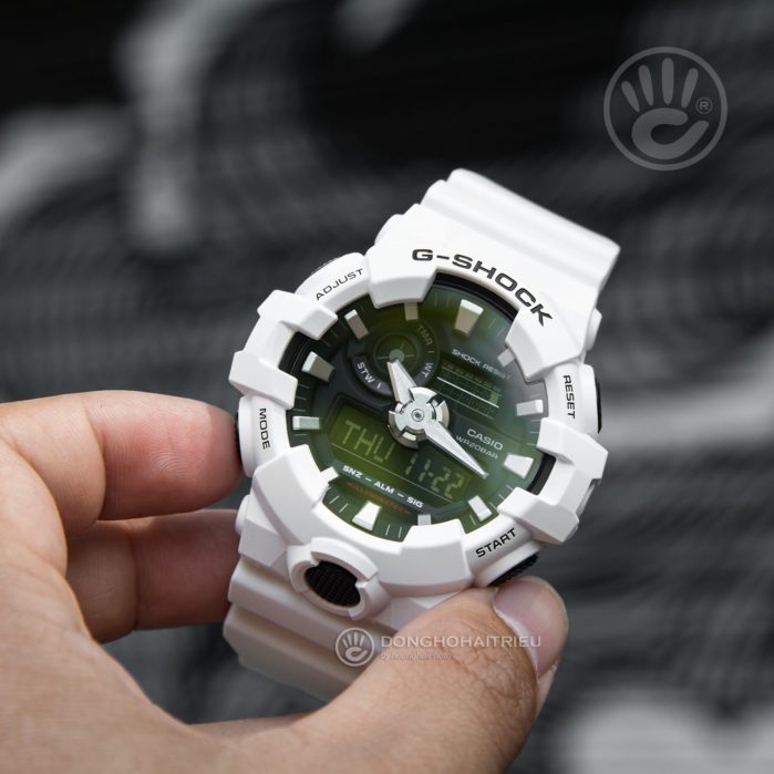 Chiếc đồng hồ G-Shock màu trắng tươi trẻ