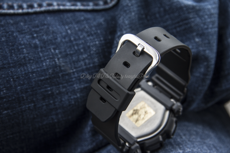 Đồng hồ G-Shock DW-9052-1VDR đem đến nét trẻ trung năng động dành cho phái mạnh