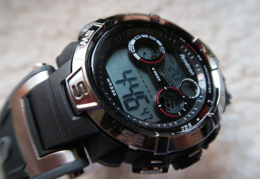 Đồng hồ điện tử của thương hiệu Armitron