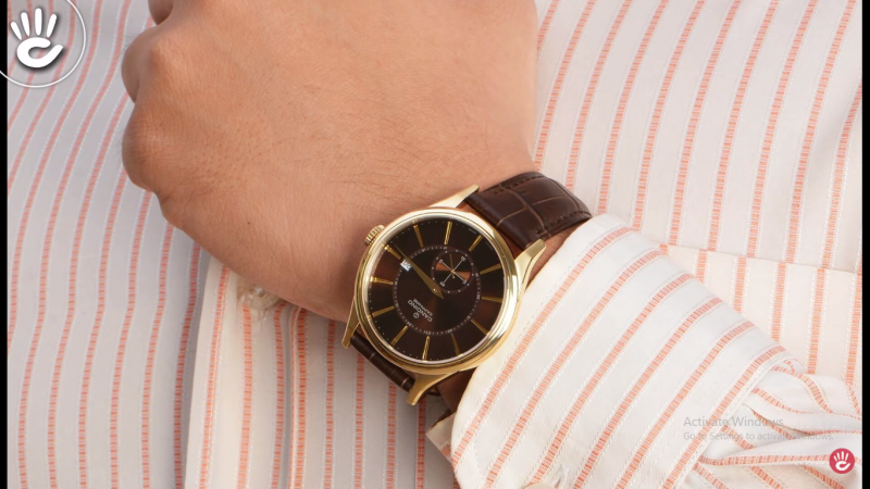 Đồng hồ Candino C4559/3 với thiết kế nổi bật cá tính, mặt đồng hồ màu nâu đỏ, vỏ được mạ vàng sang trọng