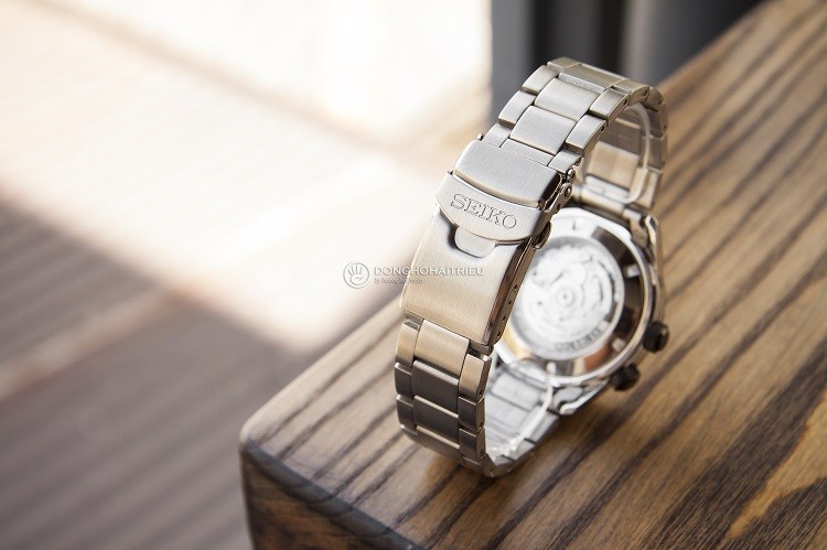 Seiko SRPB29K1 đồng hồ thể thao nổi trội từ bộ sưu tập Seiko 5 hình 4