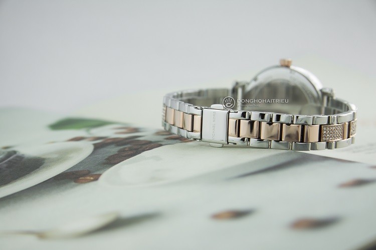 Michael Kors MK3880 Đồng hồ nữ họa tiết bông hoa nữ tính
