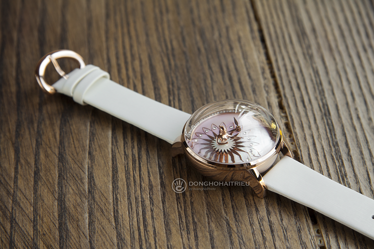 Fouetté OR-LOVE đồng hồ thời trang sở hữu 88 viên đá Swarovski hình 1