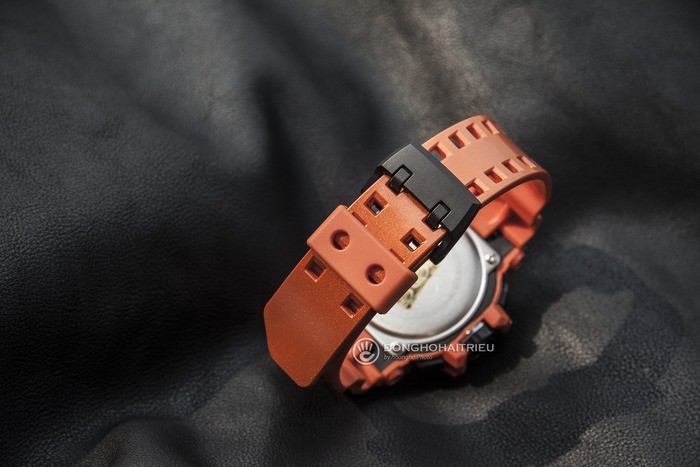 Đồng hồ G-Shock GBA-400-4BDR Ánh tím len lỏi giữa sắc cam nổi bật - Ảnh: 3