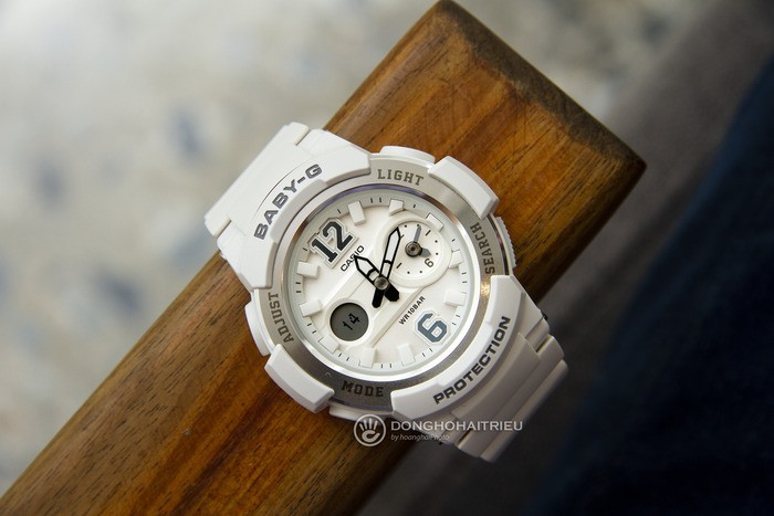Review đồng hồ Baby-G BGA-210-7B4DR dây vỏ nhựa tone trắng - Ảnh 2