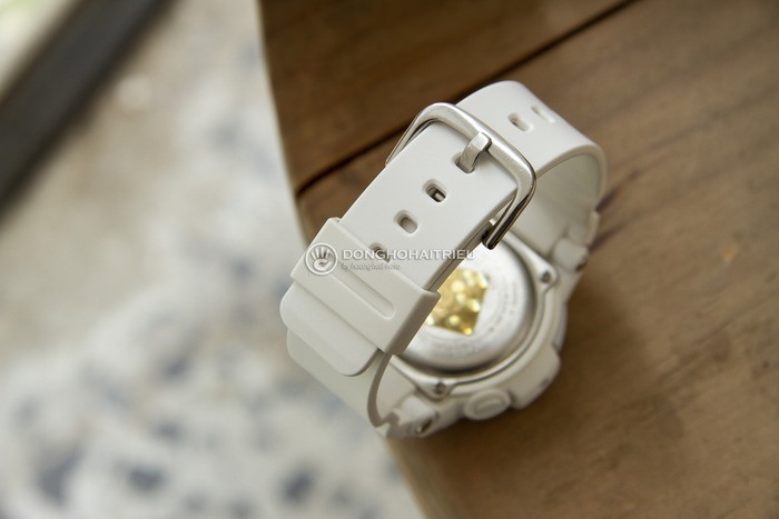 Review đồng hồ Baby-G BGA-210-7B4DR dây vỏ nhựa tone trắng - Ảnh 3