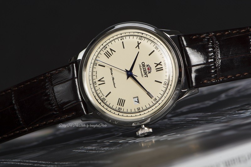 Review đồng hồ Orient FAC00009N0: Thiết kế hoài cổ tinh tế-2