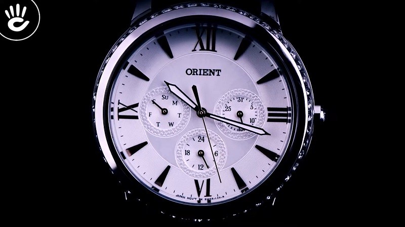 Review đồng hồ Orient FSW03005W0: Chronograph cho nữ độc đáo-2