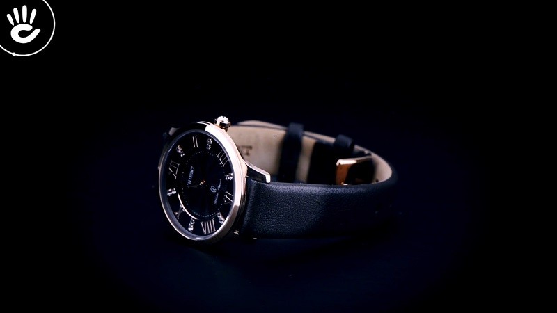 Review đồng hồ Orient FUB9B001T0: Mặt kính Sapphire bền bỉ-3