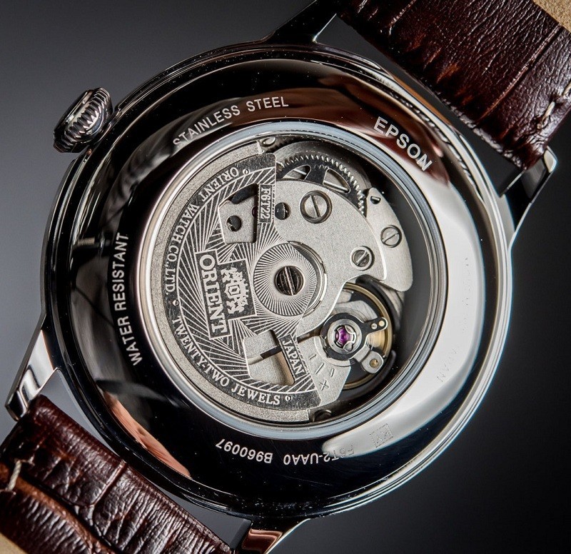 Bộ máy đặc trưng của chiếc đồng hồ Orient xách tay Nhật