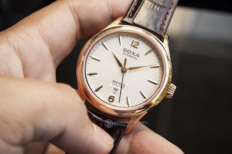 Đồng hồ Doxa D216RIY mạ vàng hồng tinh tế cho từng chi tiết - ảnh 2