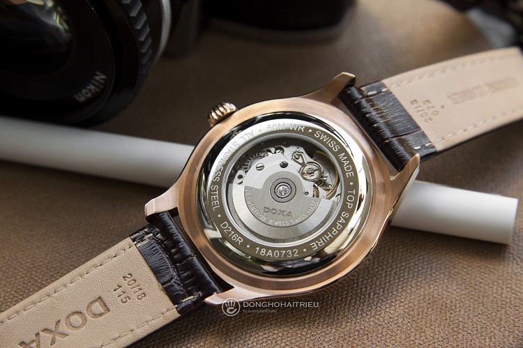 Đồng hồ Doxa D216RIY mạ vàng hồng tinh tế cho từng chi tiết - ảnh 4