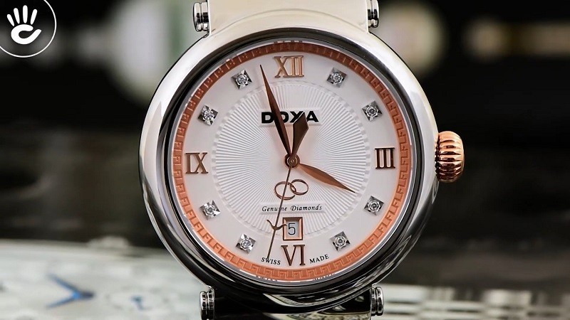 Review đồng hồ Doxa D169RWH: Điểm 8 viên kim cương tinh tế-2