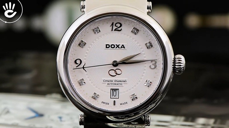 Review đồng hồ Doxa D179SWH: Mặt số đính 8 viên kim cương -2
